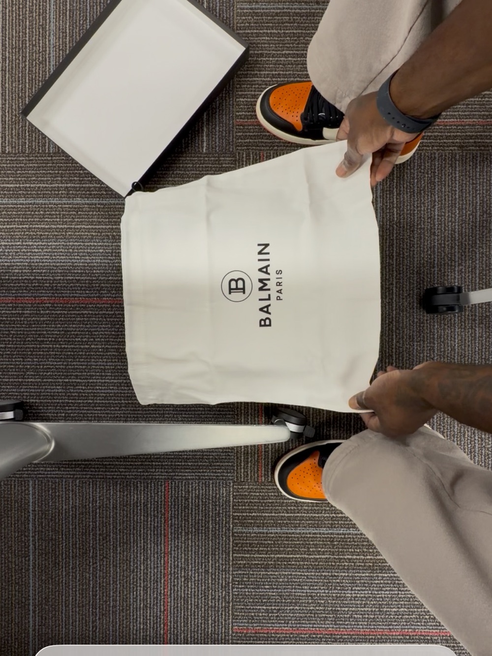 Balmain Men's Sneakers - Picture 3 of 8